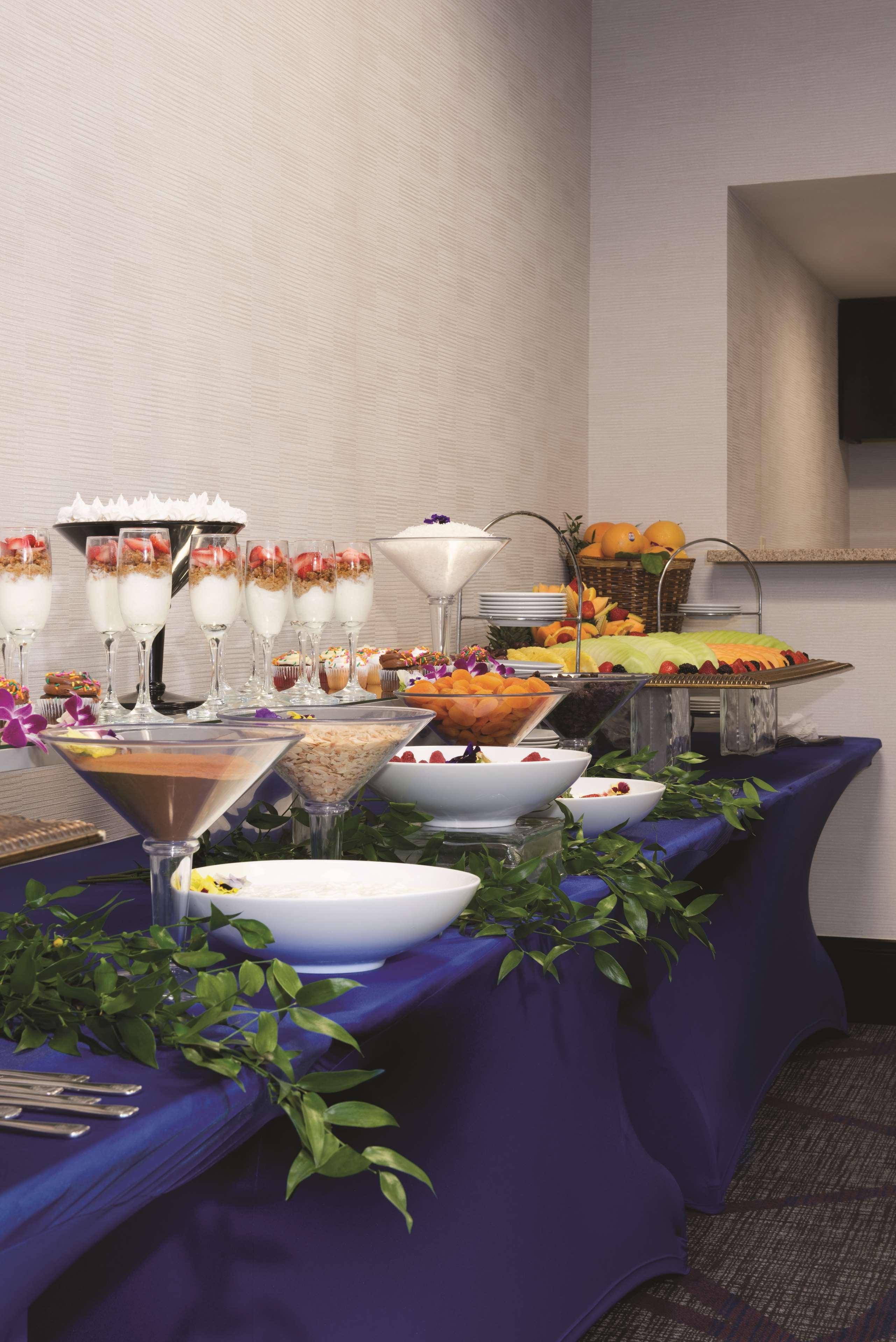 Hotel Hilton Long Island/Huntington à Melville Restaurant photo