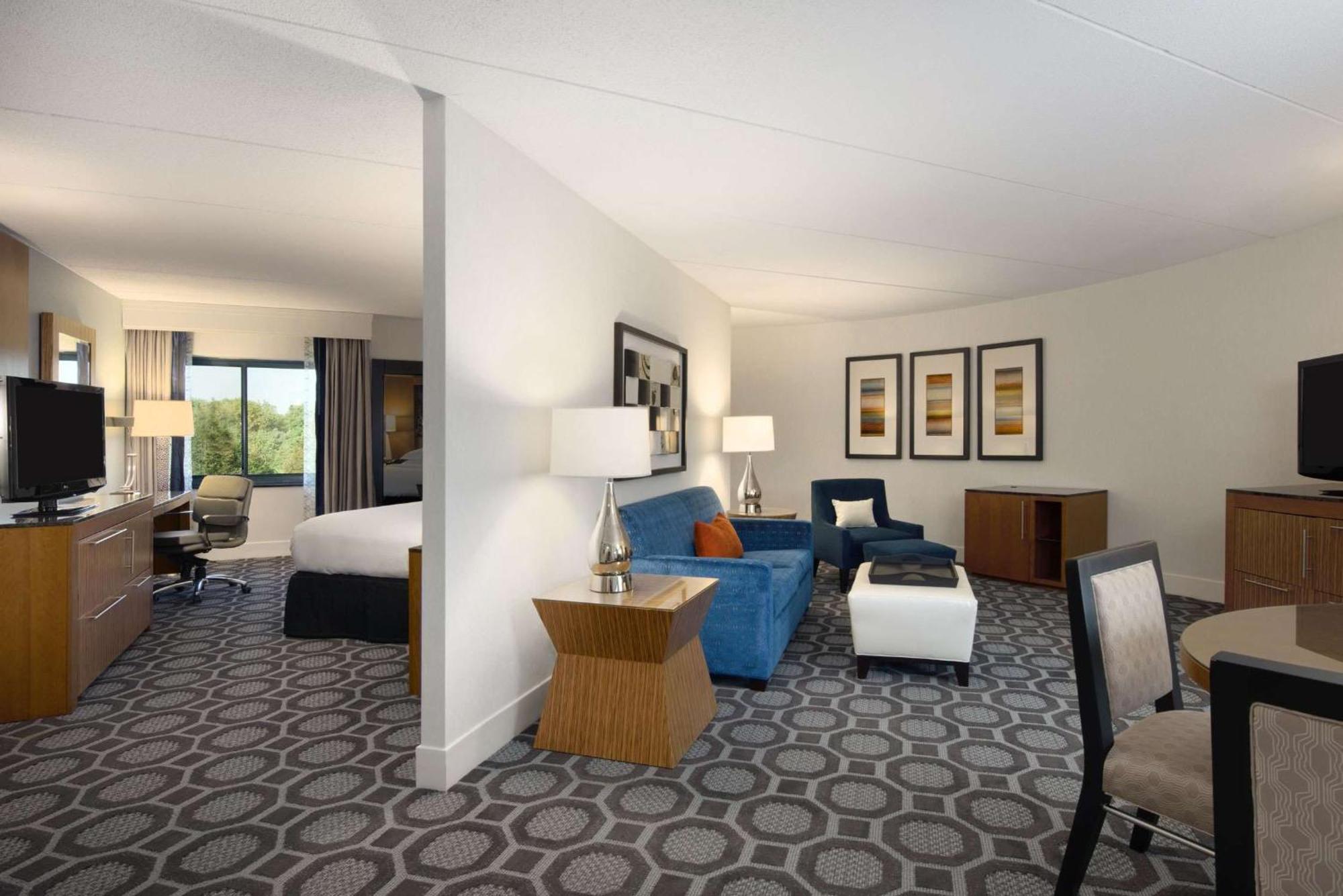 Hotel Hilton Long Island/Huntington à Melville Extérieur photo