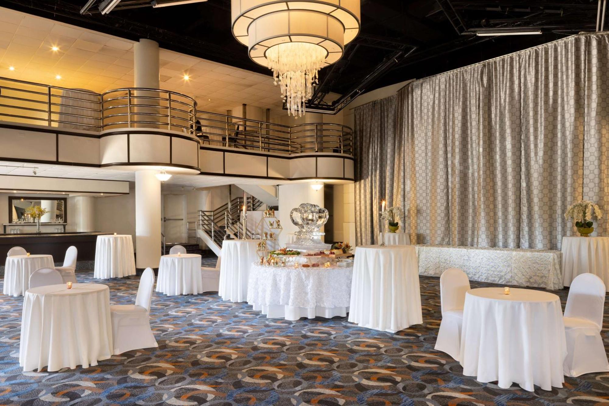 Hotel Hilton Long Island/Huntington à Melville Extérieur photo
