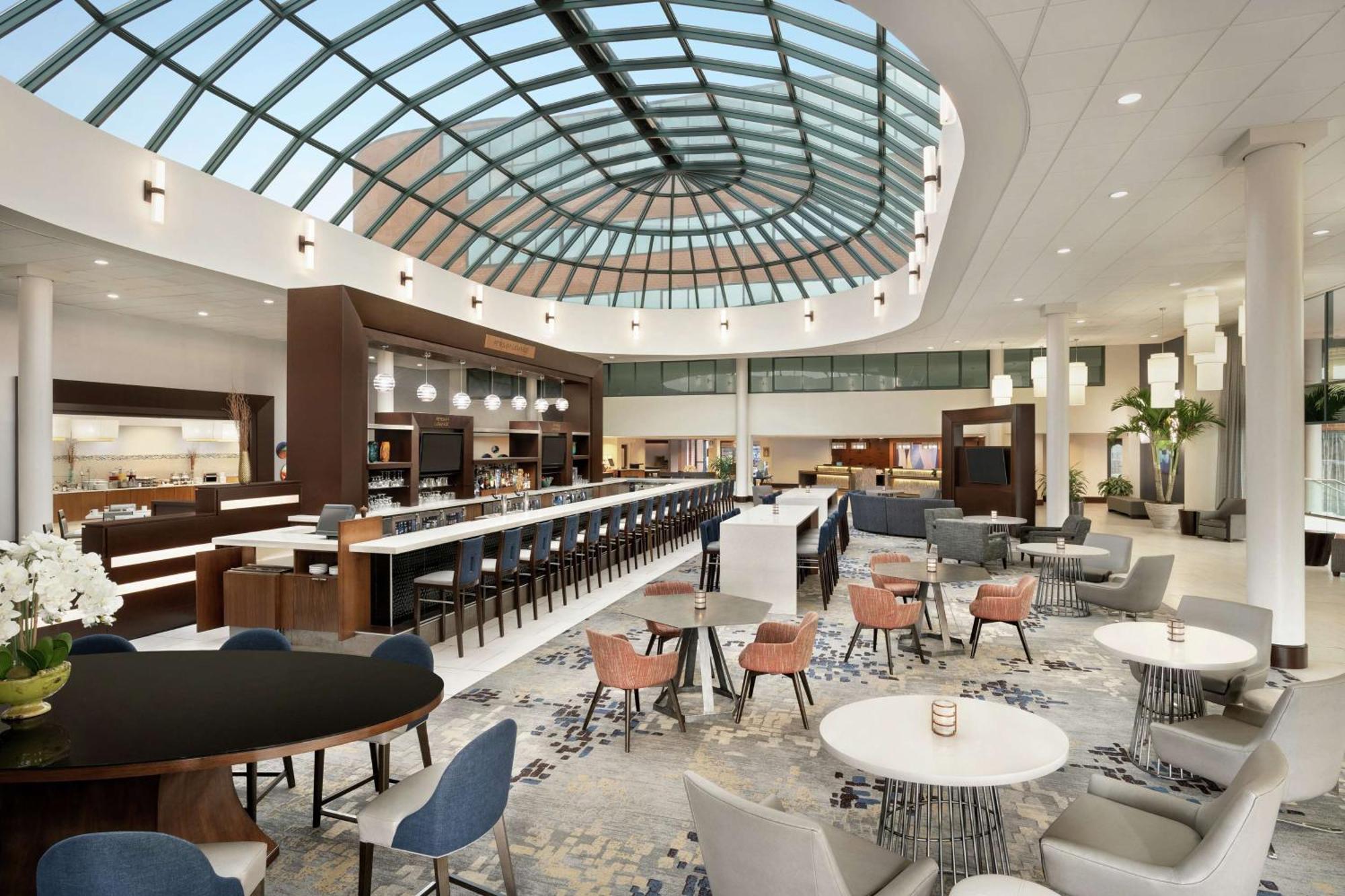 Hotel Hilton Long Island/Huntington à Melville Extérieur photo